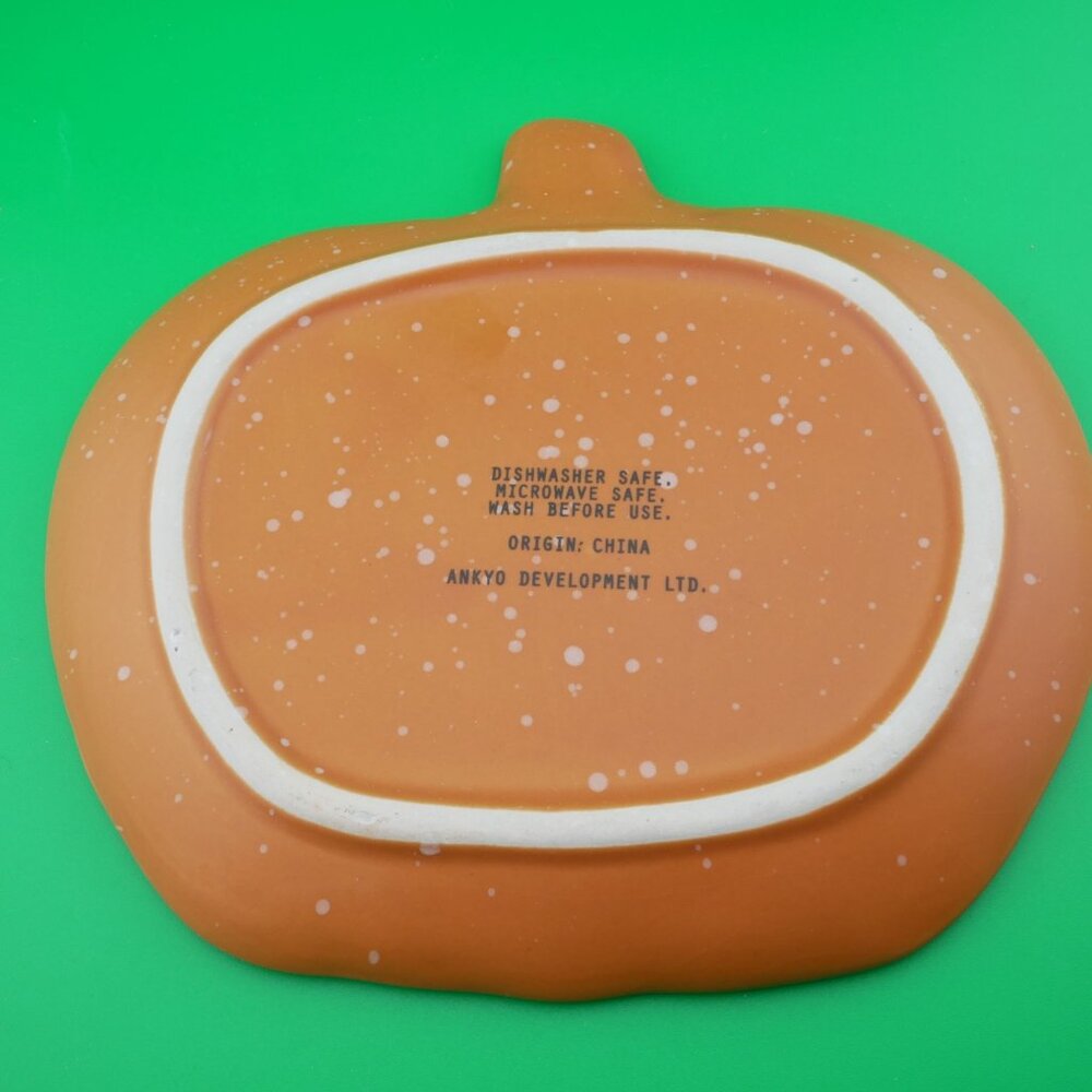 Ankyo Development Harvest Thanksgiving Set Of 5 Pumpkin Nuts Candy 7" Plates - Picture 11 of 12